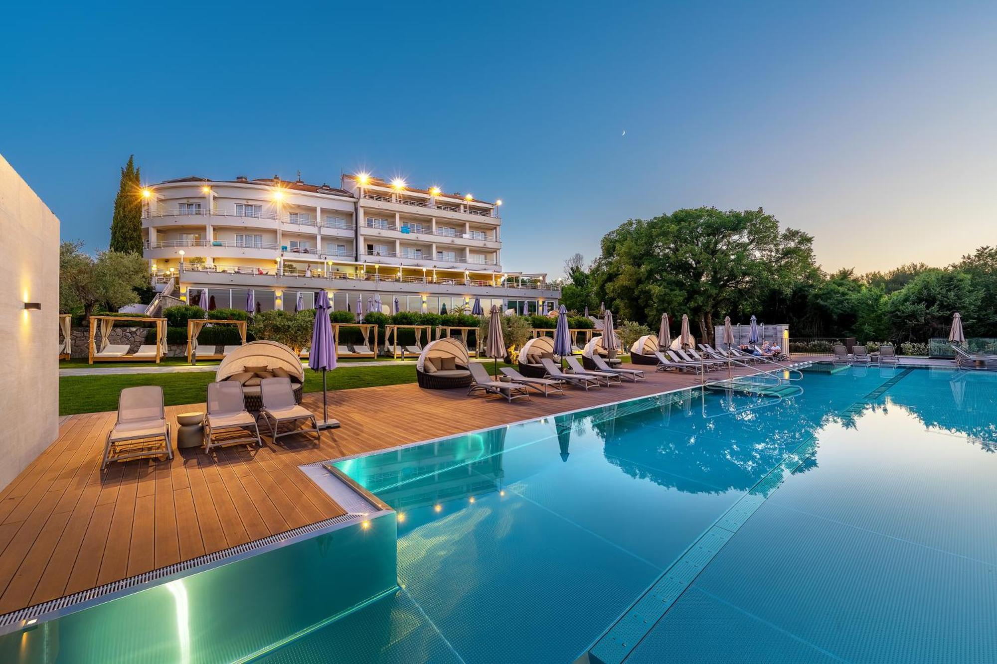 Spa&Wellness Hotel Pinia Malinska Esterno foto