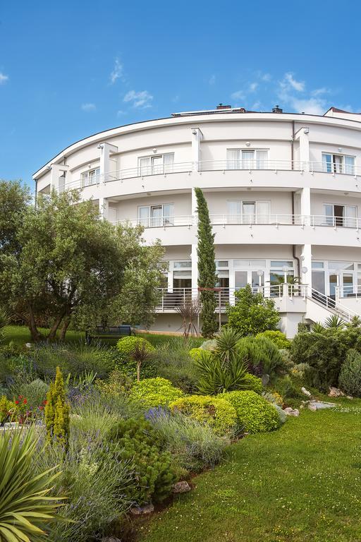 Spa&Wellness Hotel Pinia Malinska Esterno foto