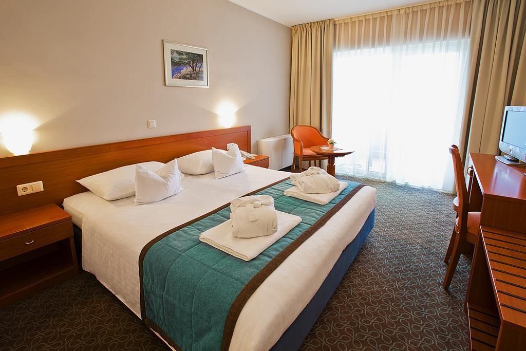 Spa&Wellness Hotel Pinia Malinska Camera foto