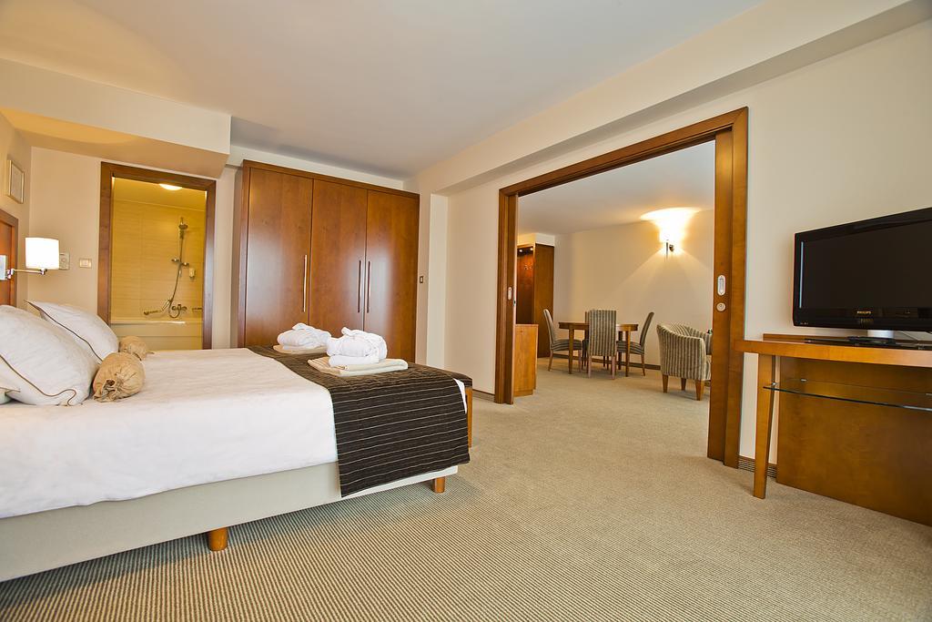 Spa&Wellness Hotel Pinia Malinska Camera foto